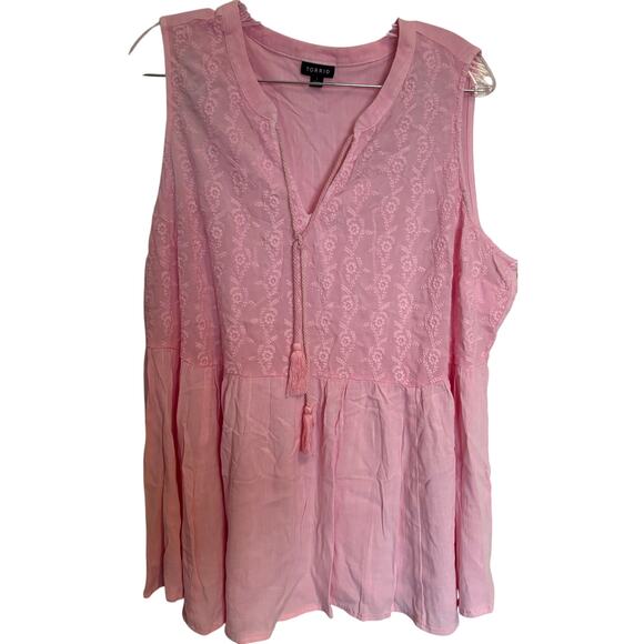 Torrid peplum embroidered sleeveless top size 1 in pink - Picture 2 of 8